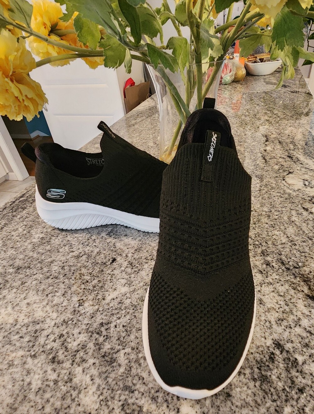 Skechers Black Slip-On Lightweight Knit Walking Sneakers - Picture 2 of 4